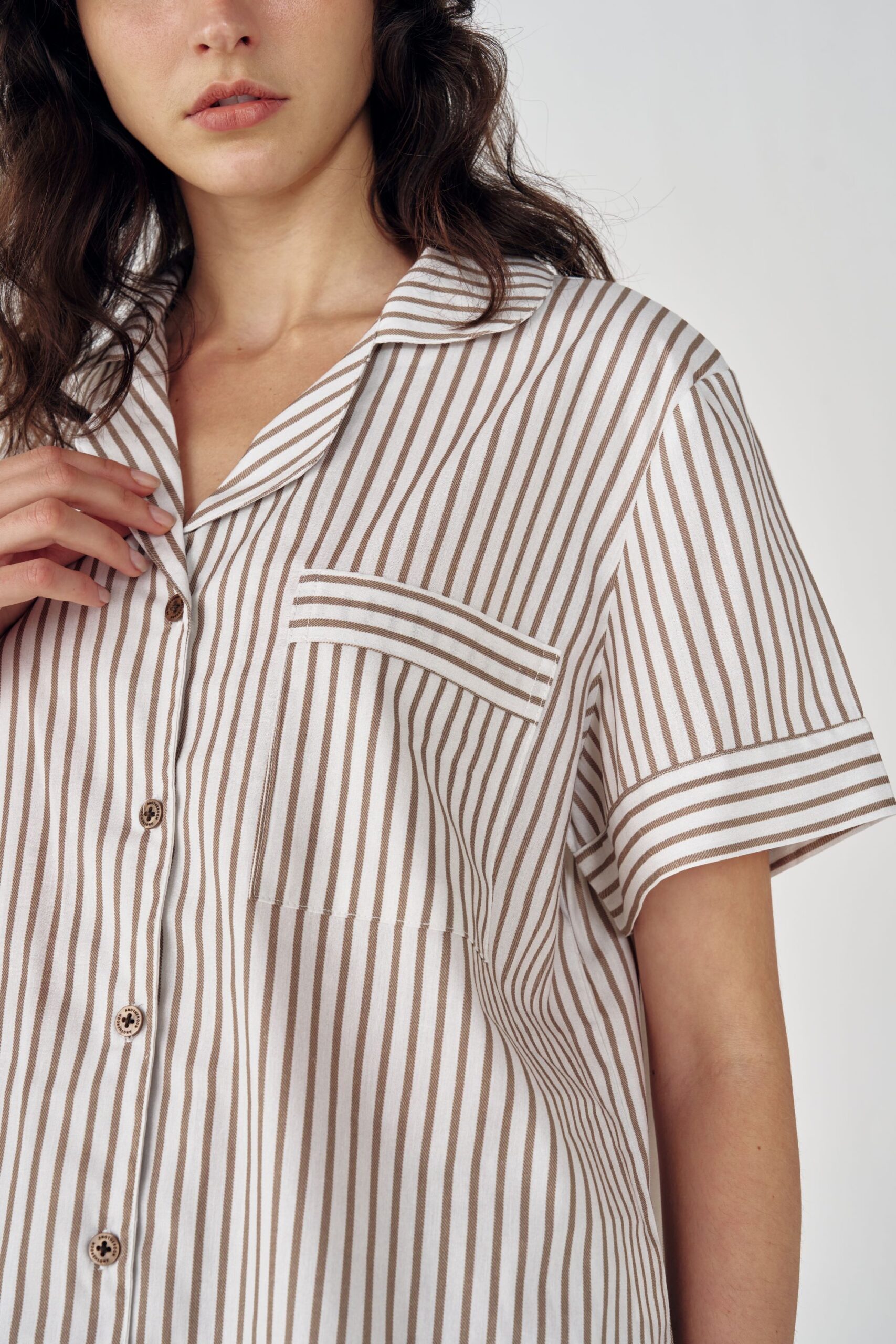 Pijama Curto Listrado Fendi - Imagem 2